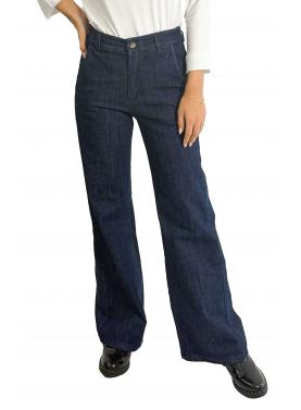 Pantalone in denim con elastico dietro palazzo